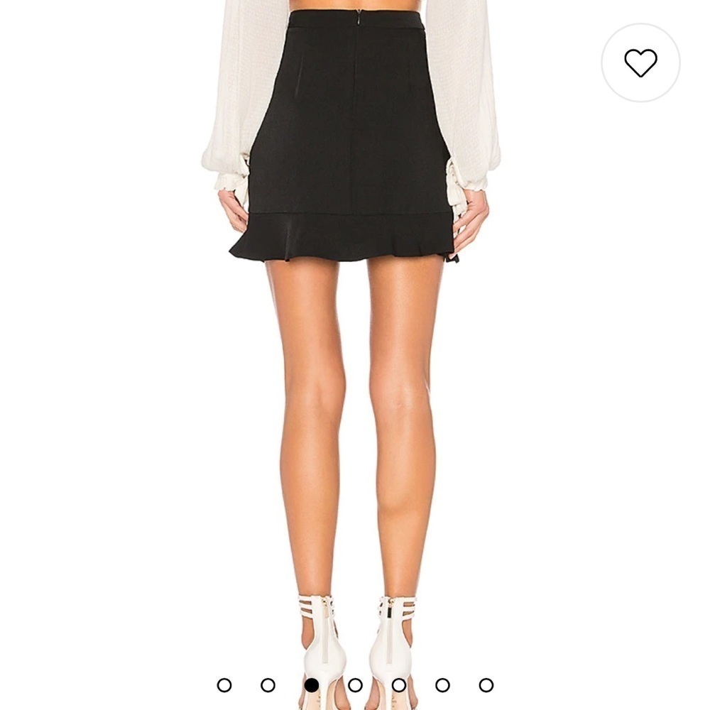 NWT Superdown Milan Ruffle Mini Skirt in Black - S - Picture 2 of 6